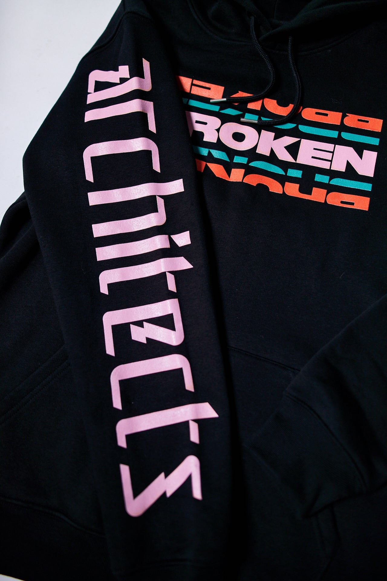 architects-broken-hoodie-kapuzenpullover-schwarz-unisex image 5