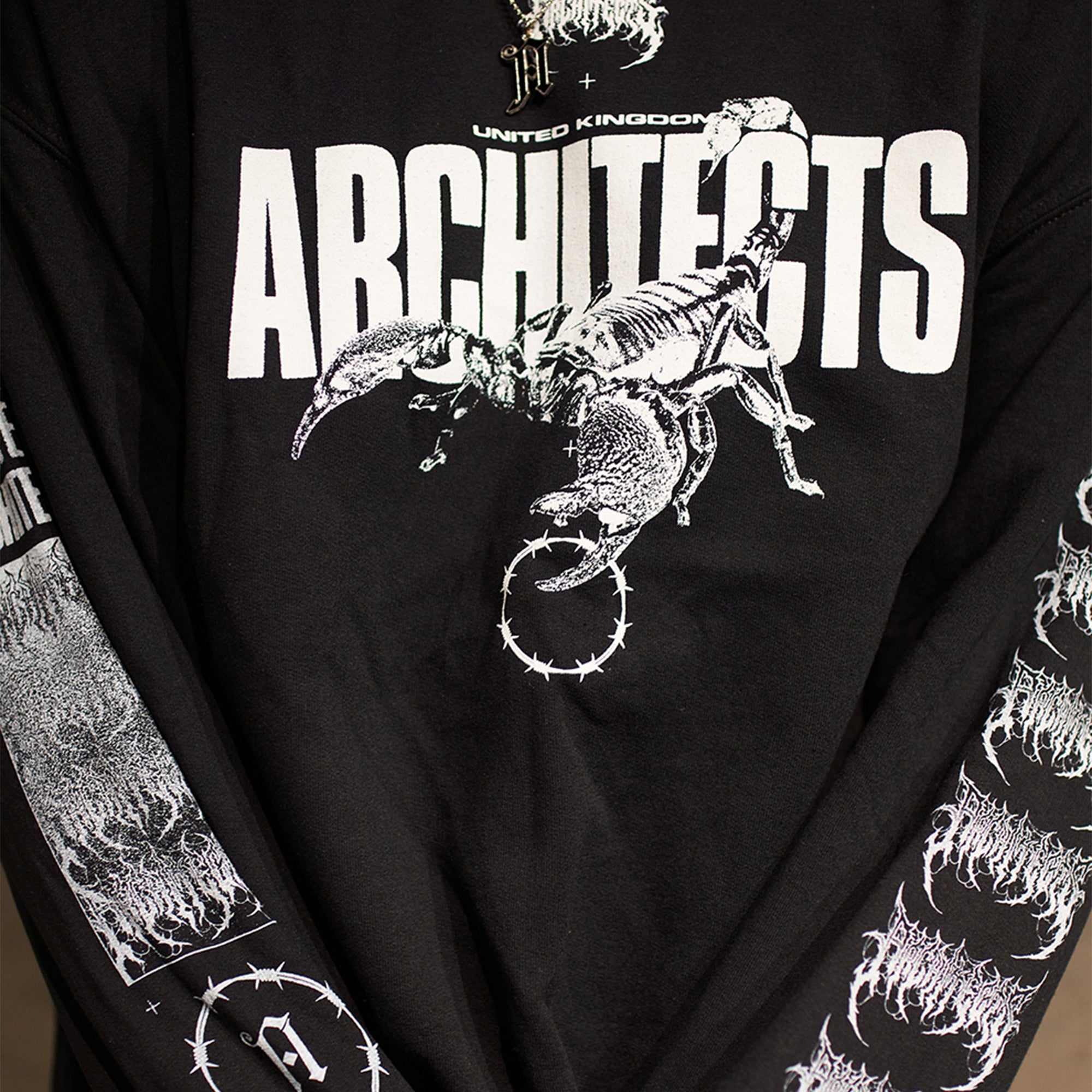 architects-scorpion-eu-2024-tour-black-crewneck image 8