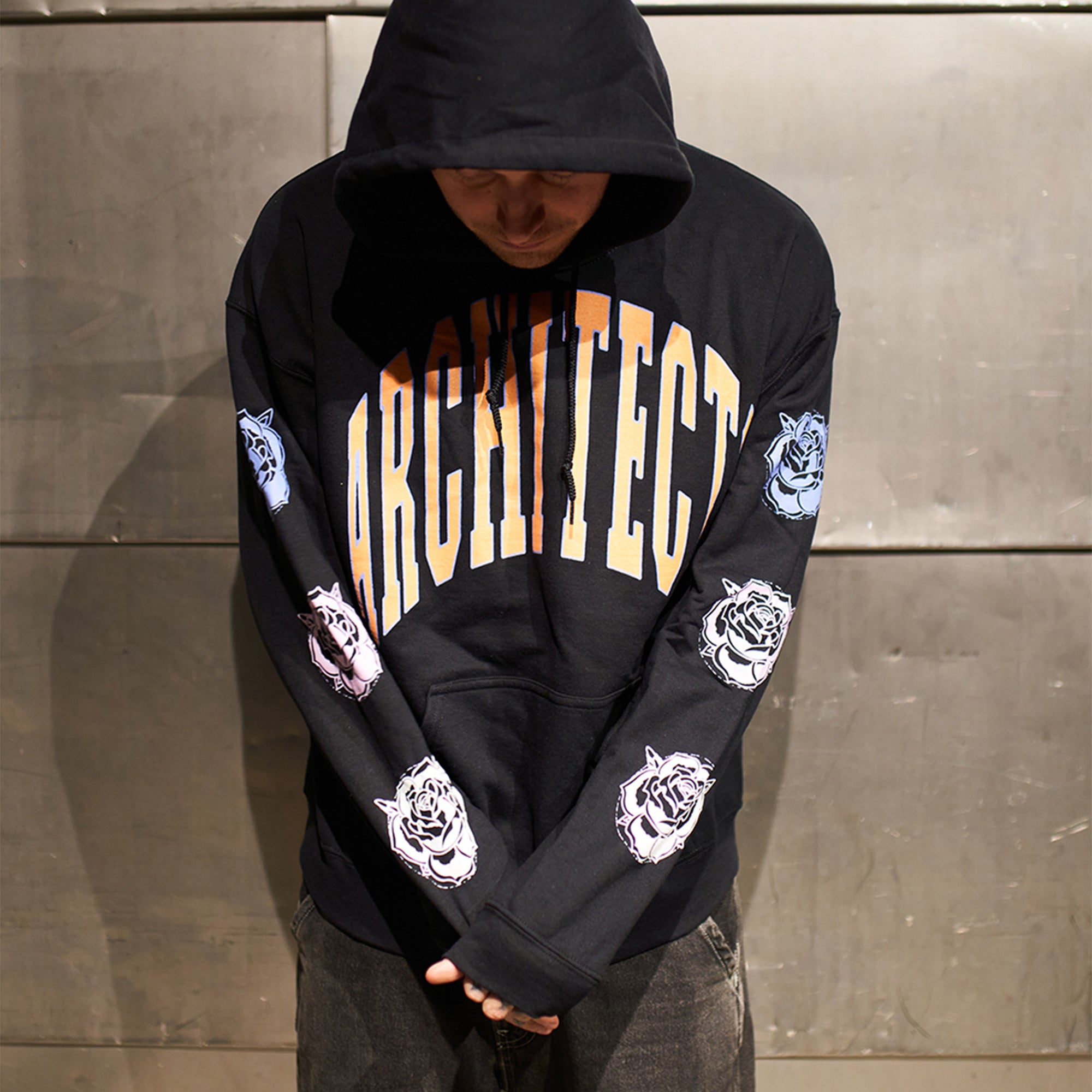 architects-rose-pullover-hoodie-schwarz-mit-tasche image 4