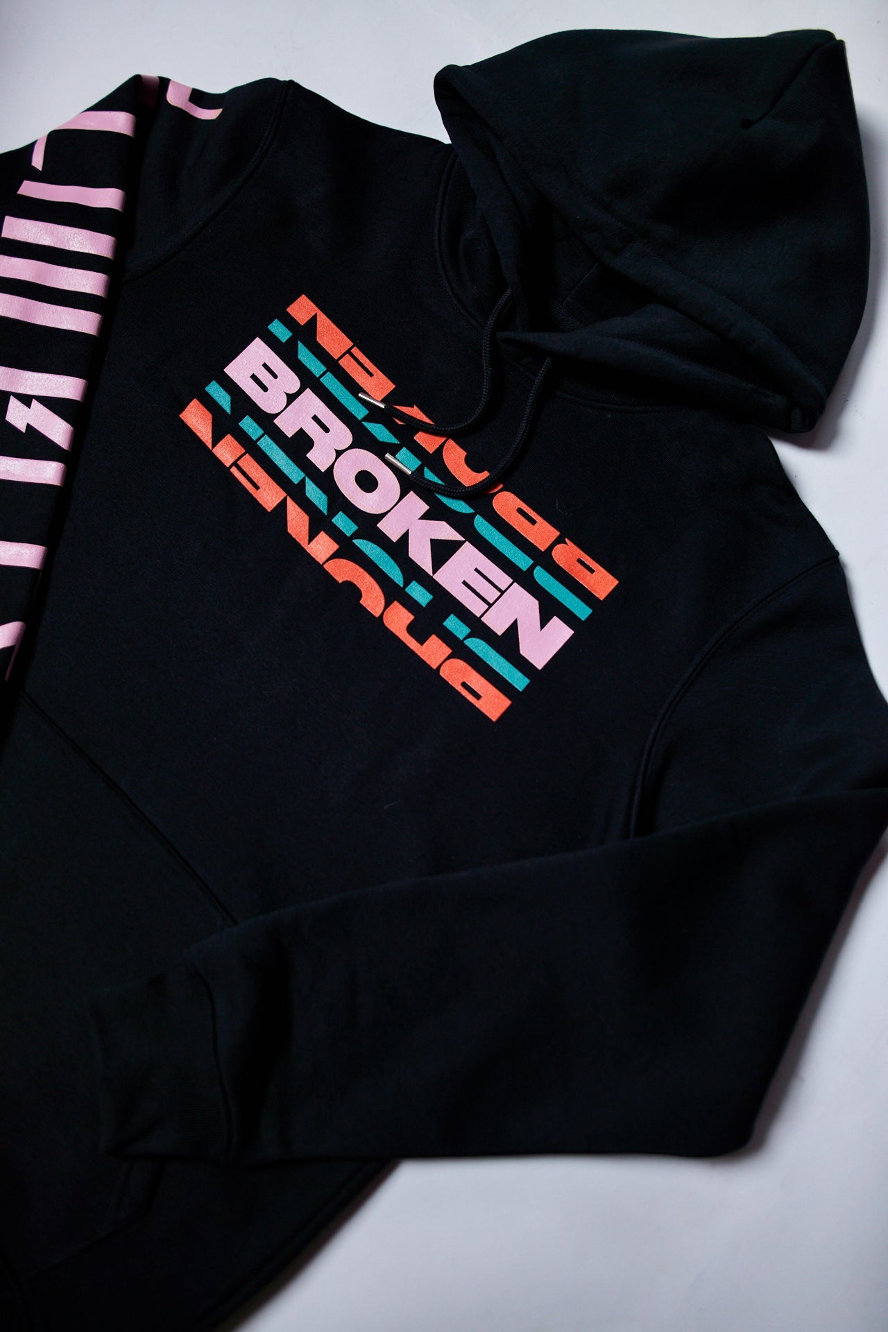 architects-broken-hoodie-kapuzenpullover-schwarz-unisex image 3